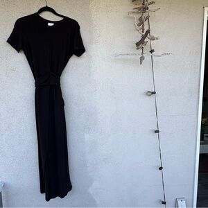 Rita Row Women’s Black Midi Dress